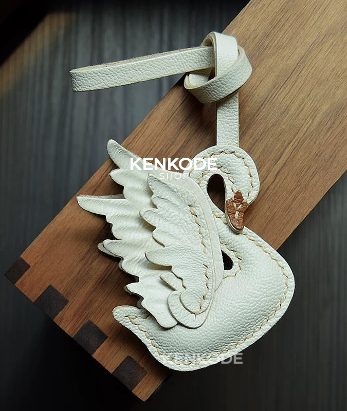 Swan Charm