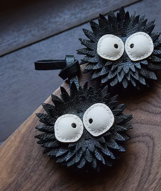 Ghibli - Susuwatari Makkuro Kurosuke Charm - Image 3